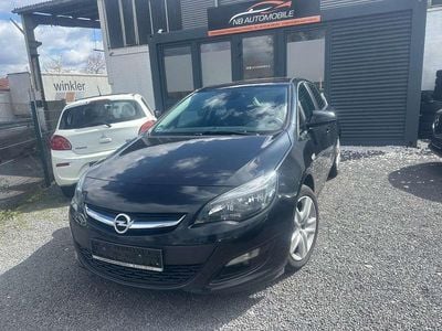 Gebraucht Opel Astra Energy 120 PS (88 kW) 2014 Graphitschwarz/carbon flash/mi Limousine
