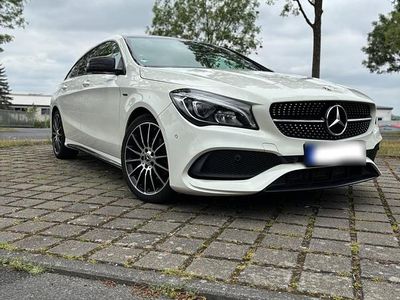 Gebraucht Mercedes CLA200 AMG line 136 PS (100 kW) 2018 Weiß Kombi