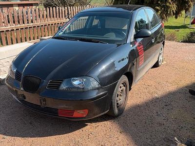 Gebraucht Seat Ibiza 74 PS (54 kW) 2004 Schwarz Kleinwagen