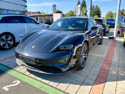 Gebraucht Porsche Taycan Basis 350 kW (476 PS) 2023 Schwarz Limousine
