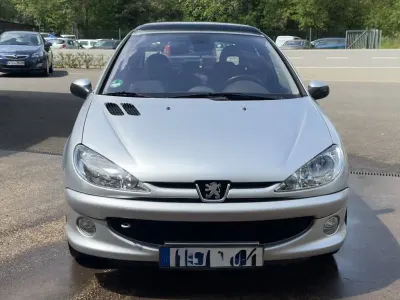 Gebraucht Peugeot 206 Quiksilver 88 PS (64 kW) 2005 Silber Limousine
