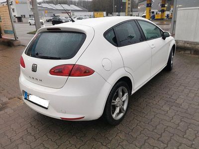 Usata Seat Leon Ecomotive 105 CV (77 kW) 2009 Bianco Utilitaria