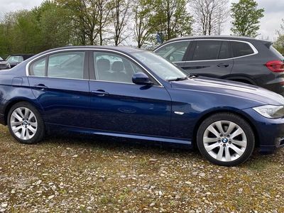 gebraucht BMW 320 i Limousine