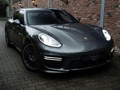 Porsche Panamera GTS