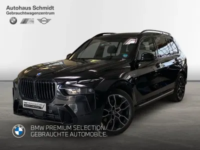 Gebraucht BMW X7 M Sport 340 PS (250 kW) 2025 Saphirschwarz SUV