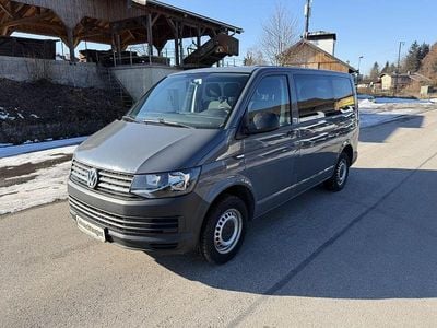 Grau Gebraucht 2017 VW T6 Van | 11.990 € (Superpreis)