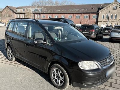 Gebraucht VW Touran 100 PS (73 kW) 2003 Schwarz Van / Kleinbus