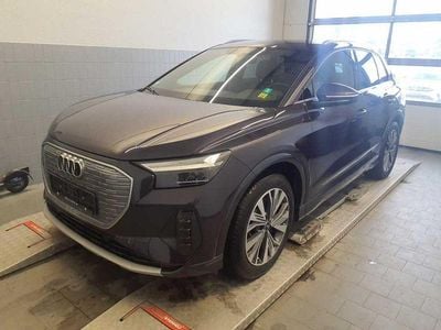 Gebraucht Audi Q4 e-tron Ambiente 194 kW (265 PS) 2023 Auroraviolett metallic SUV