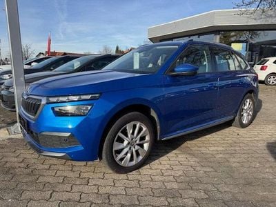 Race blau metallic Gebraucht 2022 Skoda Kamiq Style SUV | 16.900 € (Fairer Preis)