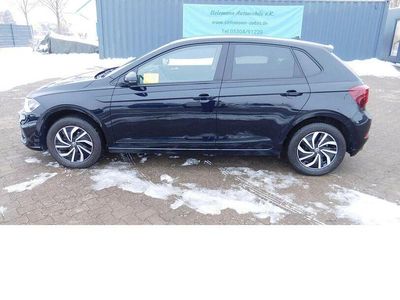 Deepblackperleffektmet c9x (metallic) Gebraucht 2023 VW Polo Life Kleinwagen | 16.390 € (Fairer Preis)