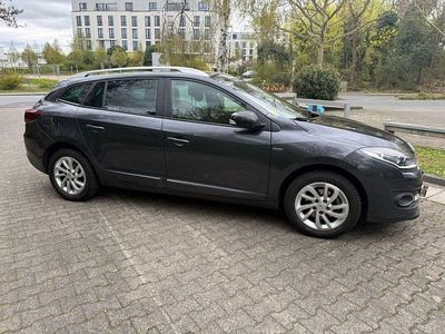 Gebraucht Renault Mégane III LIMITED 110 PS (80 kW) 2014 Grau Limousine