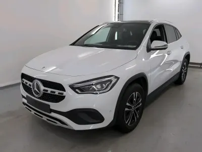 Gebraucht Mercedes GLA250 Business 160 PS (117 kW) 2022 Weiß SUV