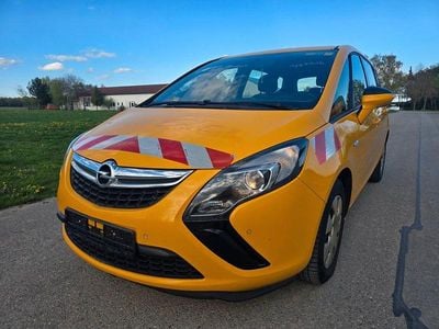 Usata Opel Zafira Tourer Selection 120 CV (88 kW) 2016 Bianco Monovolume