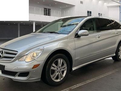 Gebraucht Mercedes R500 306 PS (225 kW) 2005 Silber Van / Kleinbus
