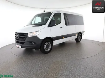 Gebraucht Mercedes Sprinter 163 PS (119 kW) 2021 Arktikweiss Van