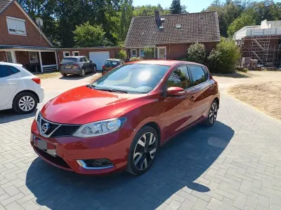 Gebraucht Nissan Pulsar 360º 116 PS (85 kW) 2016 Rot Kleinwagen