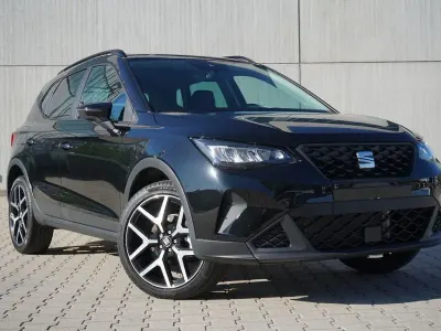 Neu Seat Arona Style 95 PS (69 kW) 2025 Mitternachtsschwarz SUV