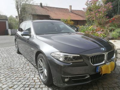 gebraucht BMW 520 d F11 LCI Touring AT Kombi AHK HK Leder Navi EU6