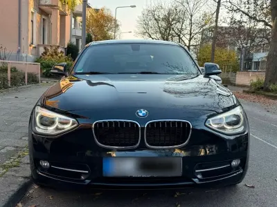 Gebraucht BMW 118 143 PS (105 kW) 2014 Schwarz Kleinwagen