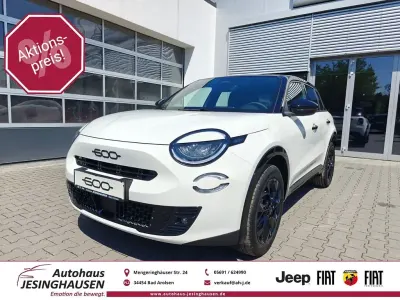 Neu Fiat 600 Street 136 PS (100 kW) 2026 Gelato weiß SUV