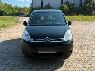Gebraucht Citroën Berlingo 90 PS (66 kW) 2013 Schwarz Van / Kleinbus