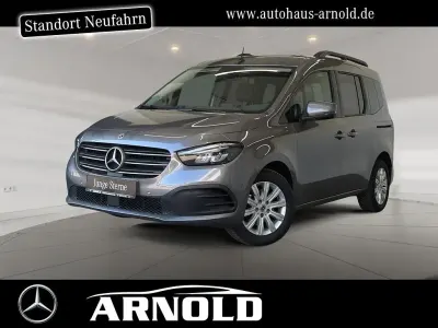 Gebraucht Mercedes T180 Progressive 116 PS (85 kW) 2025 Chromitgrau Van / Kleinbus