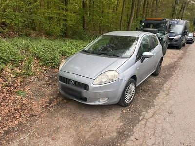Second-hand Fiat Punto 77 CP (56 kW) 2005 Hatchback