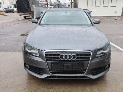 Gebraucht Audi A4 Ambiente 160 PS (117 kW) 2012 Grau Kombi