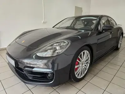 Usata Porsche Panamera 460 CV (338 kW) 2019 Grigio Berlina