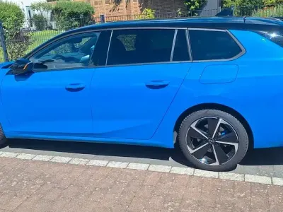 Gebraucht Opel Astra 181 PS (133 kW) 2025 Blau Kleinwagen