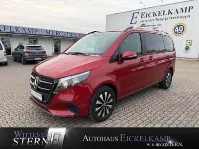 Gebraucht Mercedes V220 163 PS (119 kW) 2024 Rot Van / Kleinbus