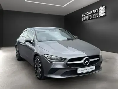 Gebraucht Mercedes CLA200 Shooting Brake Progressive 163 PS (119 kW) 2022 Grau Kombi