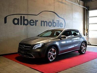 Usata Mercedes GLA180 122 CV (89 kW) 2017 Grigio SUV