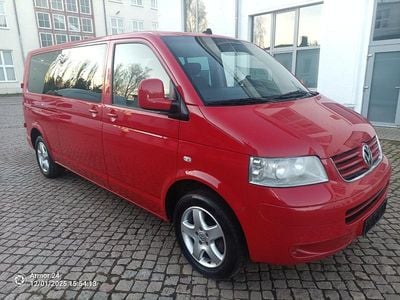 Gebraucht VW Caravelle 180 PS (132 kW) 2009 Rot Van / Kleinbus