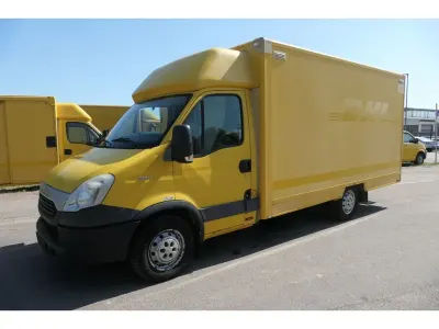 Gebraucht Iveco Daily 106 PS (77 kW) 2013 Gelb Van