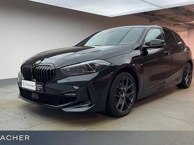 Gebraucht BMW 118 M Sport 150 PS (110 kW) 2022 Saphirschwarz metallic Kleinwagen