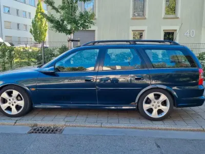 Occasion Opel Vectra Sport 170 PK (125 kW) 2001 Blauw Stationwagen