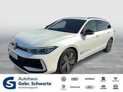 Gebraucht VW Passat R-line 150 PS (110 kW) 2025 Weiß Kombi