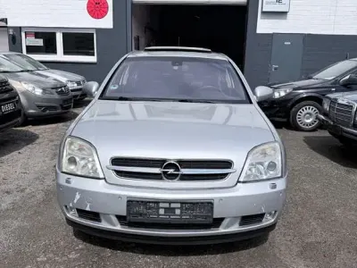 Gebraucht Opel Vectra Comfort 147 PS (108 kW) 2002 Silber Limousine