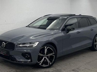 Gebraucht Volvo V60 Ultimate 300 PS (220 kW) 2022 Thunder grey (metallic) Kombi