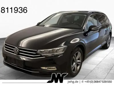 Gebraucht VW Passat 150 PS (110 kW) 2022 Deep black perleffekt Kombi