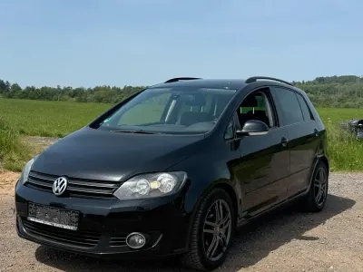 Gebraucht VW Golf Plus Cross 122 PS (89 kW) 2011 Schwarz Van / Kleinbus