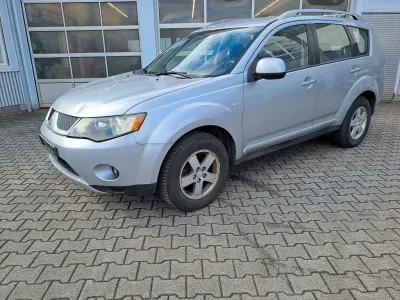 Gebraucht Mitsubishi Outlander Invite 140 PS (102 kW) 2007 Silber SUV