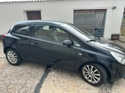 Gebraucht Opel Corsa 101 PS (74 kW) 2010 Schwarz Kleinwagen