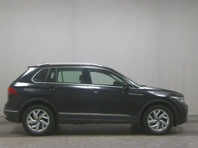 Gebraucht VW Tiguan Elegance 150 PS (110 kW) 2023 Schwarz SUV