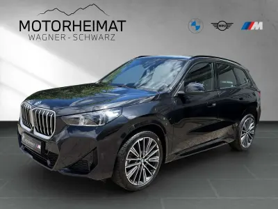 Gebraucht BMW X1 M Sport 326 PS (239 kW) 2025 Black sapphire SUV