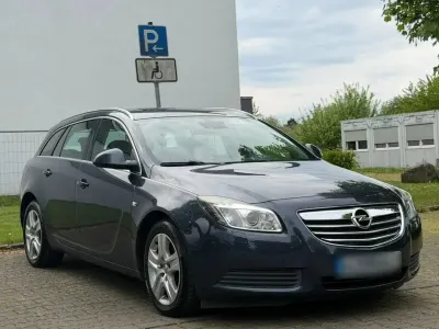 Gebraucht Opel Insignia Sport 160 PS (117 kW) 2011 Blau Limousine