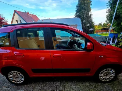 Second-hand Fiat Panda 69 CP (50 kW) 2012 Roșu Hatchback