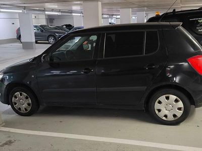 Gebraucht Skoda Fabia 60 PS (44 kW) 2010 Schwarz Kleinwagen