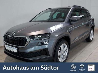 Andere farbe Gebraucht 2024 Skoda Karoq Selection SUV | 33.579 € (Fairer Preis)
